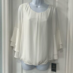 Women's Wine and Roses Top by I.N. Studio size Petite Medium